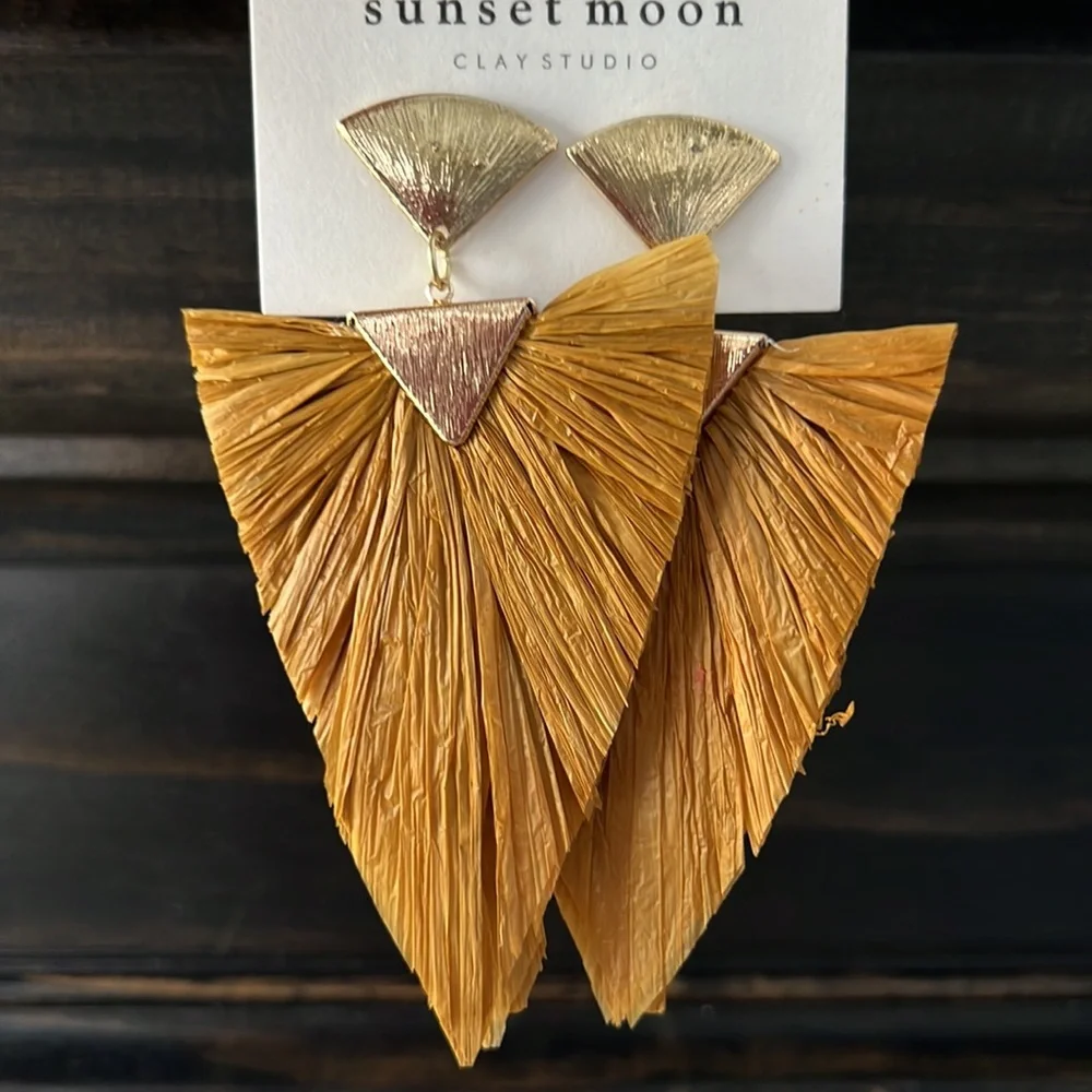 🌼HANDMADE🌼 Bohemian Rust Raffia Earrings